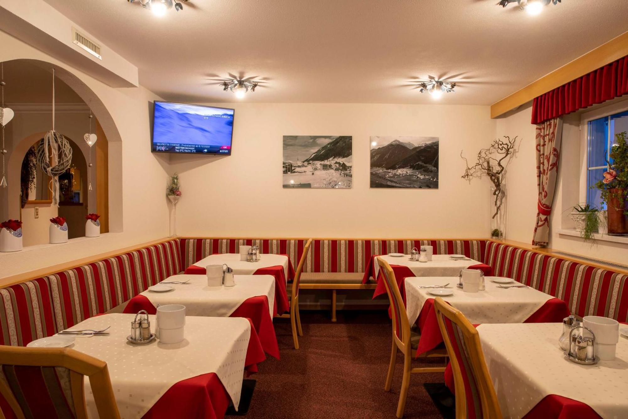 Gidis Hof Hotel Ischgl Exterior photo