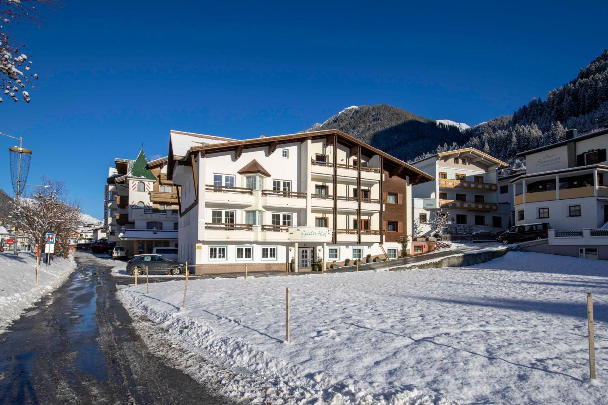 Gidis Hof Hotel Ischgl Exterior photo